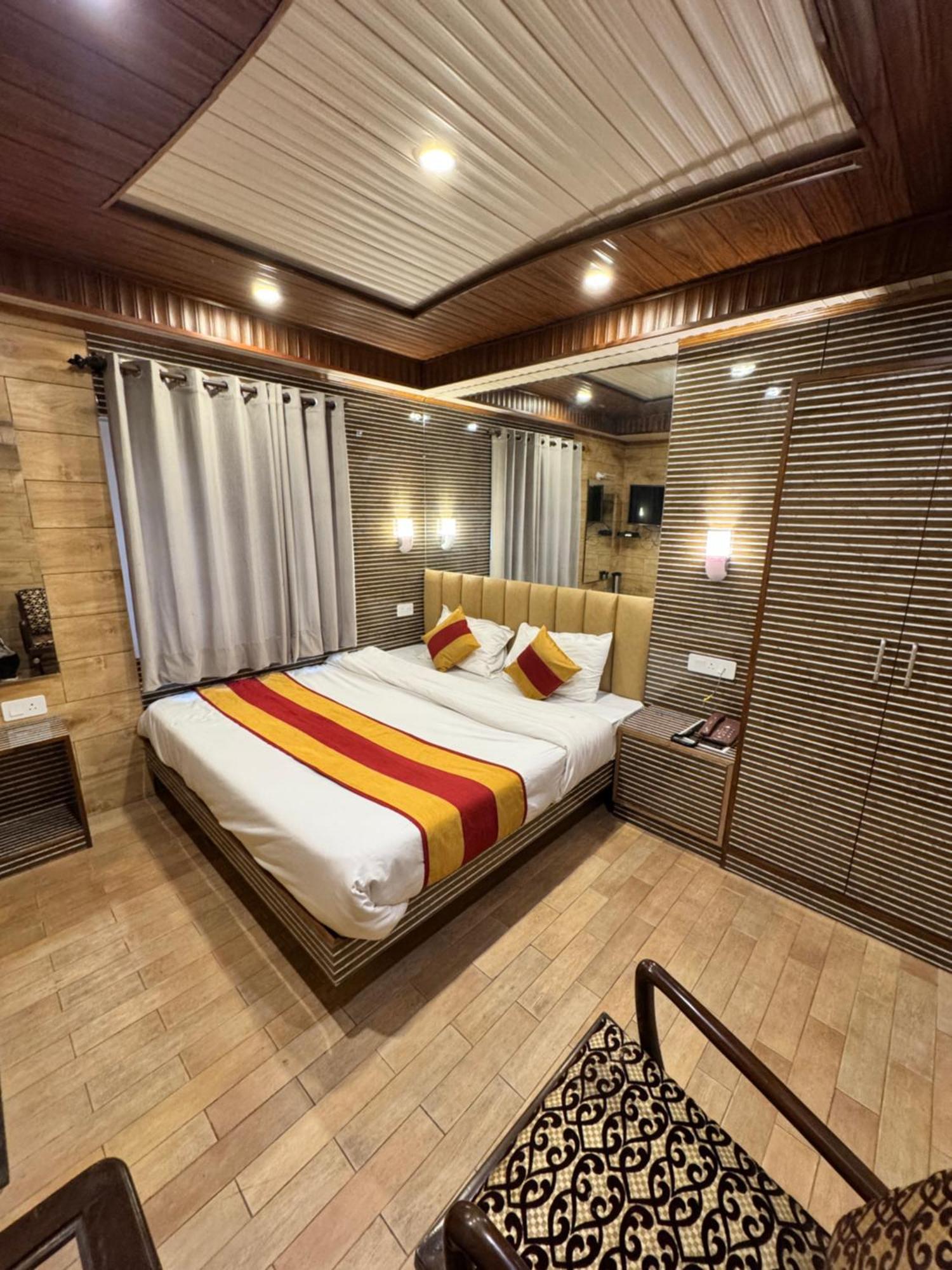 Victory Hotel And Restaurant By Gs Hospitality Shimla Dış mekan fotoğraf