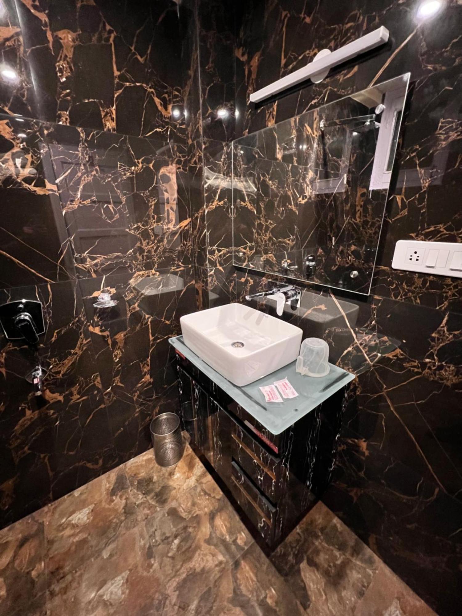 Victory Hotel And Restaurant By Gs Hospitality Shimla Dış mekan fotoğraf